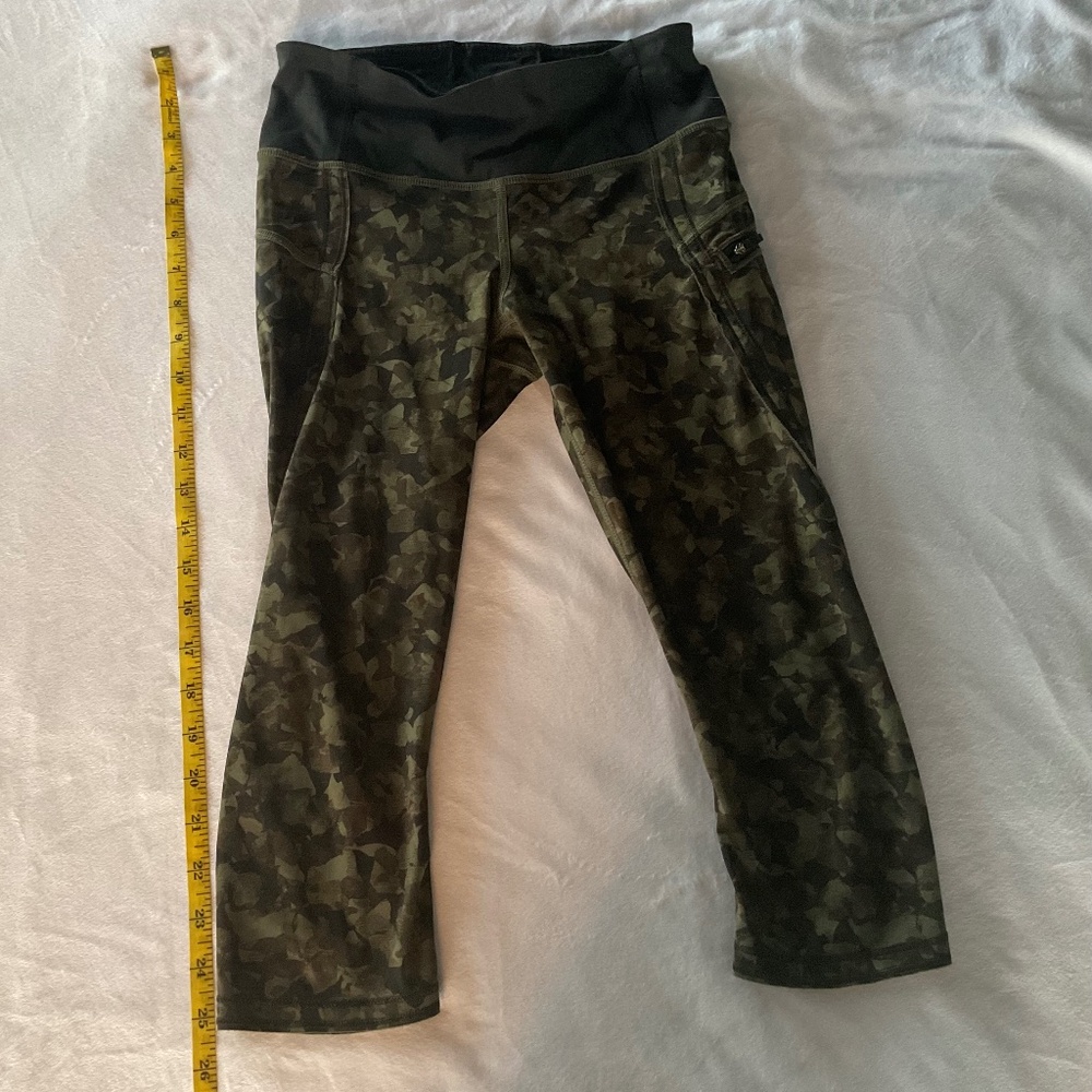 Lululemon Camo Cropped Pants